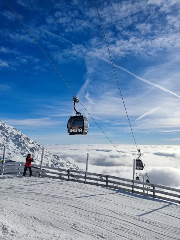 Jasna 12.2022